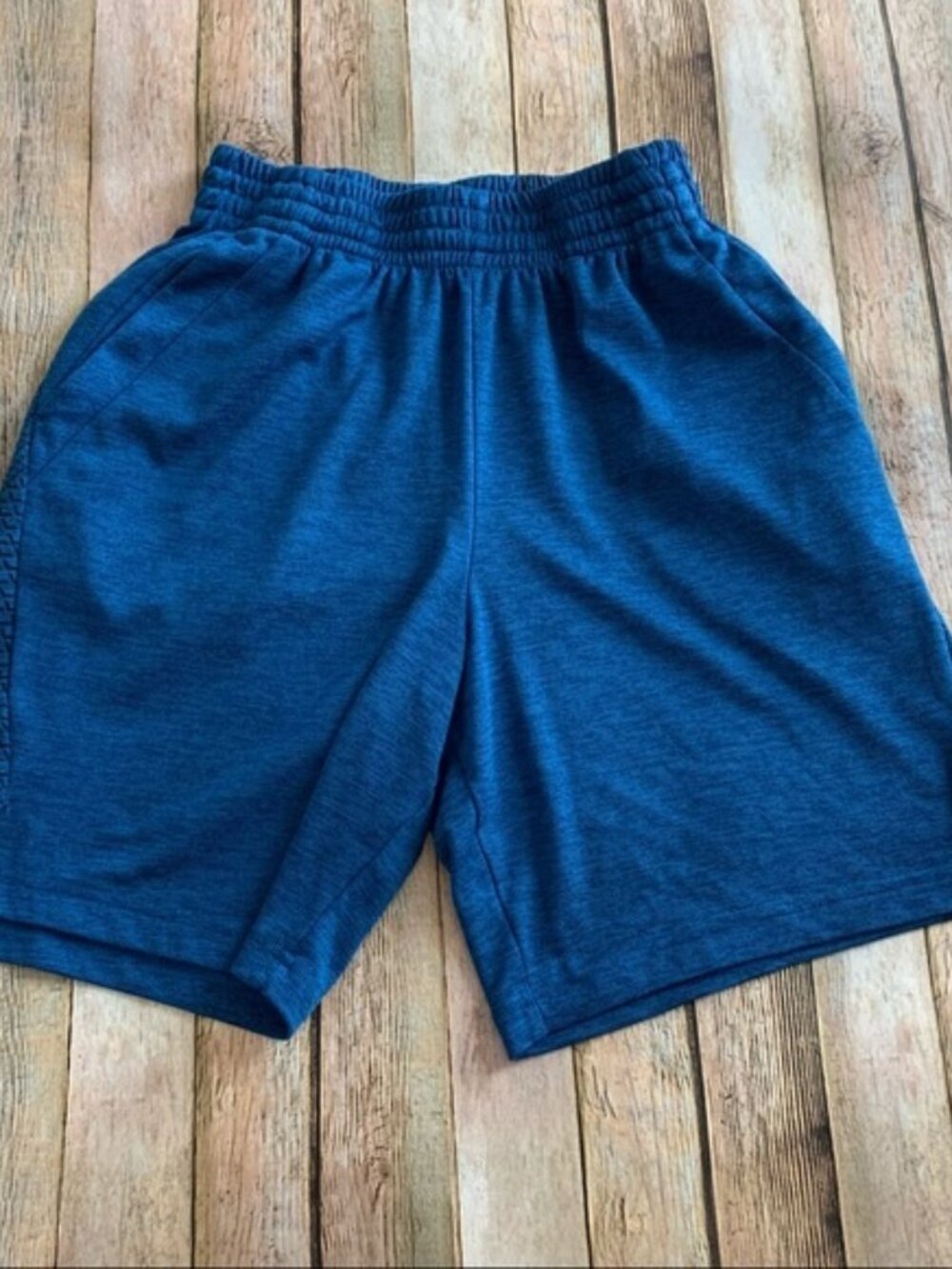 C9 by Champion men’s athletic shorts | size small